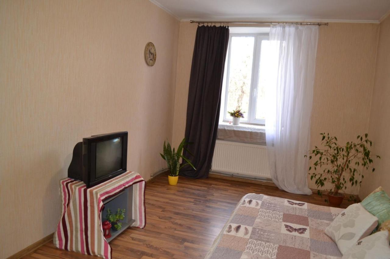 Apartamento Квартира Двохкімнатна Фонтан Kamianets-Podilskyi Exterior foto